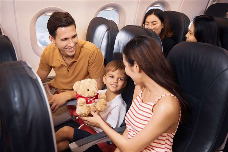 Trẻ em bao nhiêu tuổi được đi máy bay