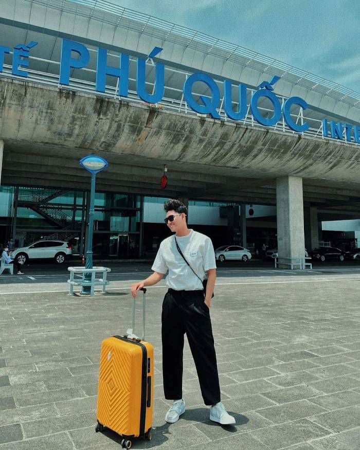 Check-in sân bay đẹp cho nam