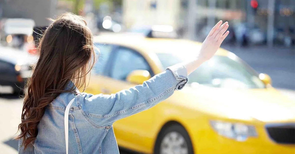 Hành khách chia sẻ vị trí khi đi taxi một mình