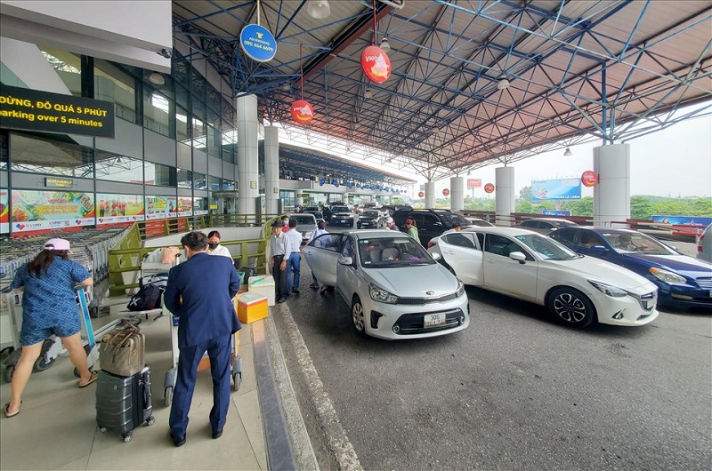 taxi sân bay nội bài 7 chỗ